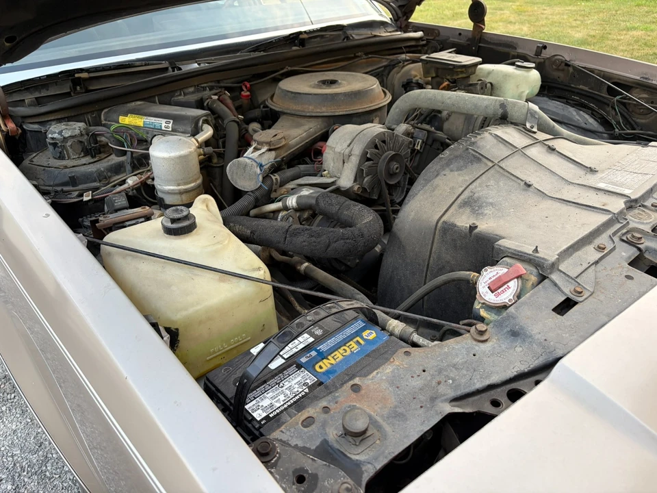 1984 Oldsmobile Cutlass 5th Gen - Image 16 of 31