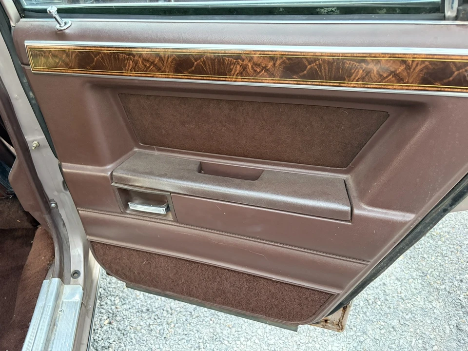 1984 Oldsmobile Cutlass 5th Gen - Image 21 of 31