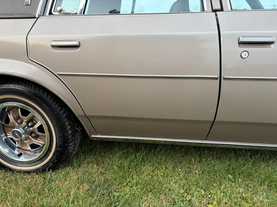 1984 Oldsmobile Cutlass 5th Gen - Image 3 of 31