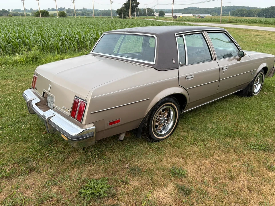 1984 Oldsmobile Cutlass 5th Gen - Image 2 of 31