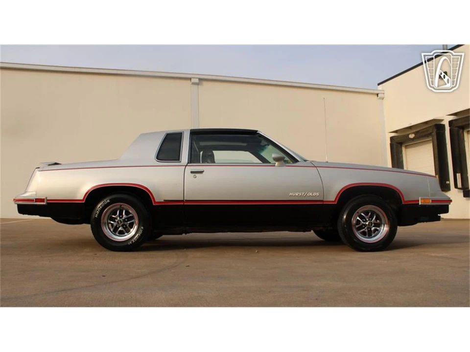 1984 Oldsmobile Calais - Image 2 of 31