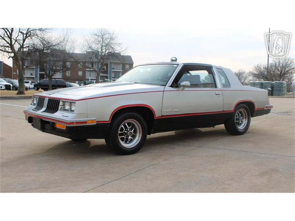 1984 Oldsmobile Calais - Image 3 of 31