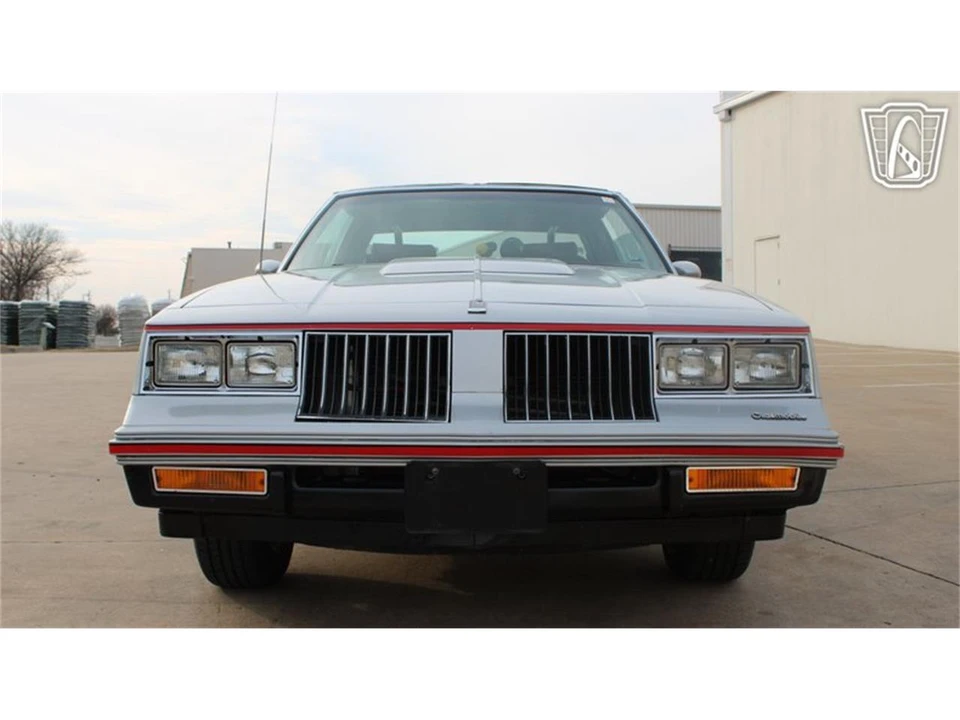 1984 Oldsmobile Calais - Image 4 of 31