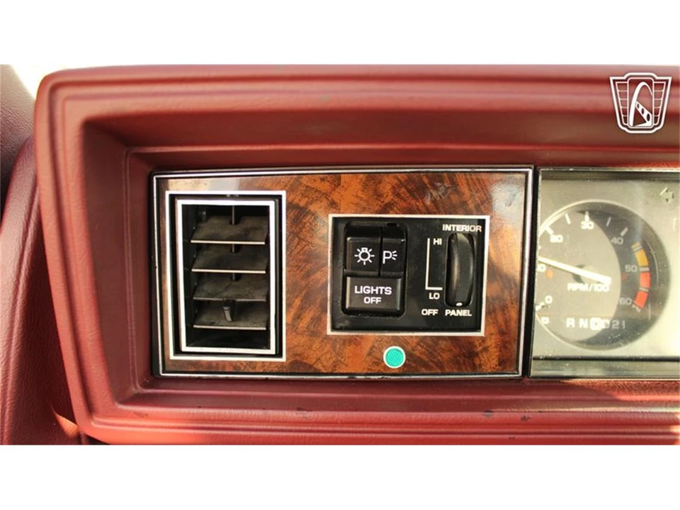 1984 Oldsmobile Calais - Image 14 of 31