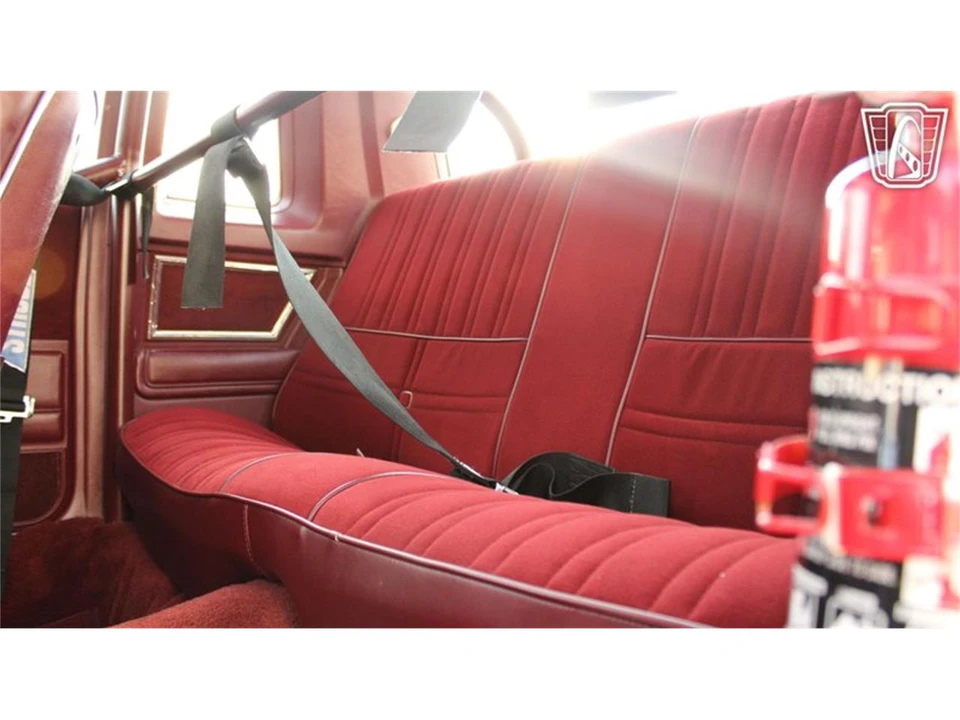 1984 Oldsmobile Calais - Image 15 of 31