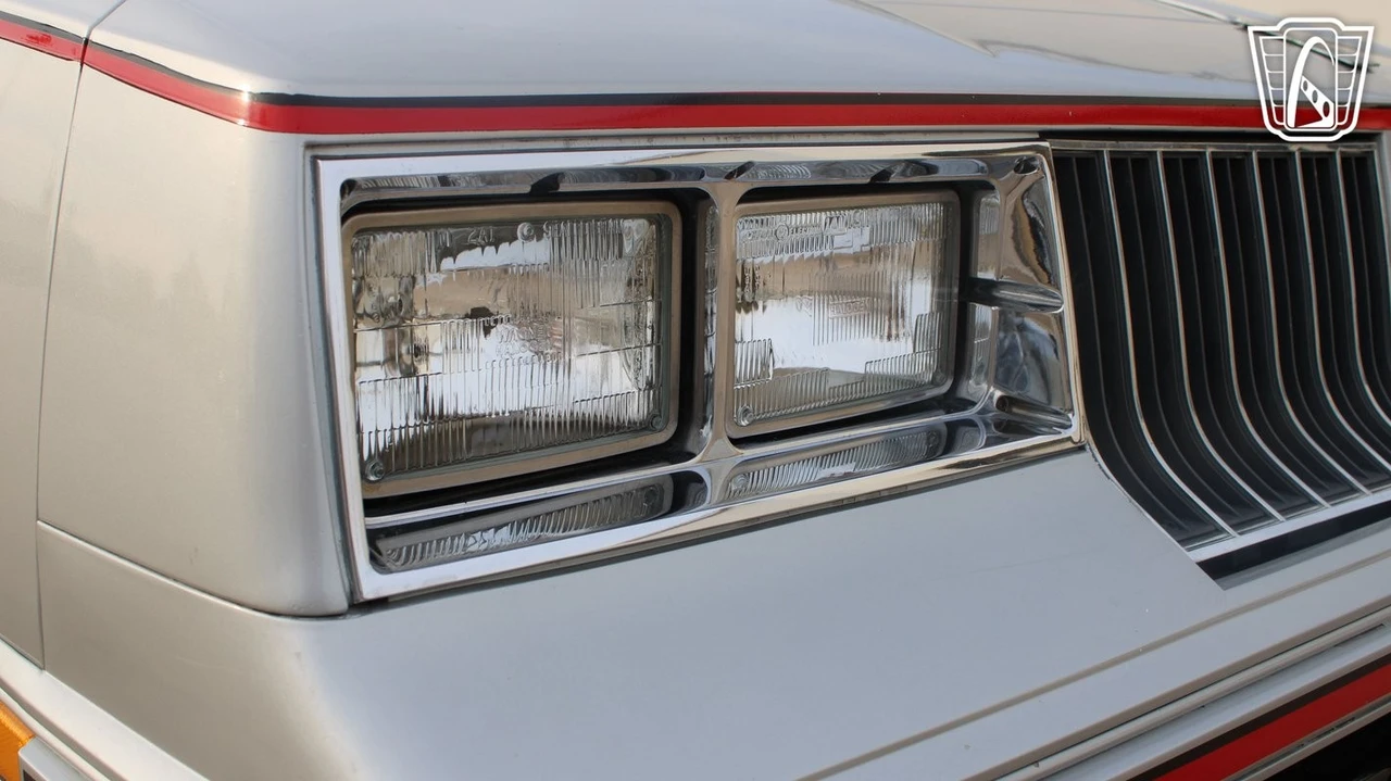 1984 Oldsmobile Cutlass 5th Gen - Image 10 of 12