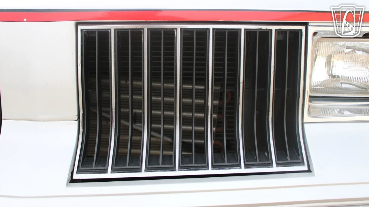 1984 Oldsmobile Cutlass 5th Gen - Image 12 of 12