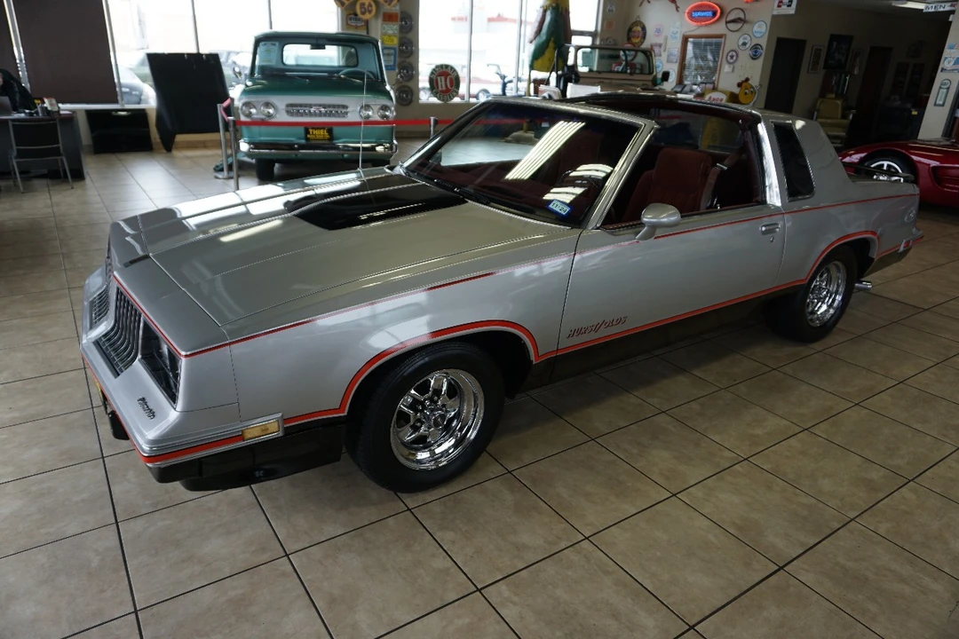 1984 Oldsmobile Cutlass 5th Gen - Image 3 of 21