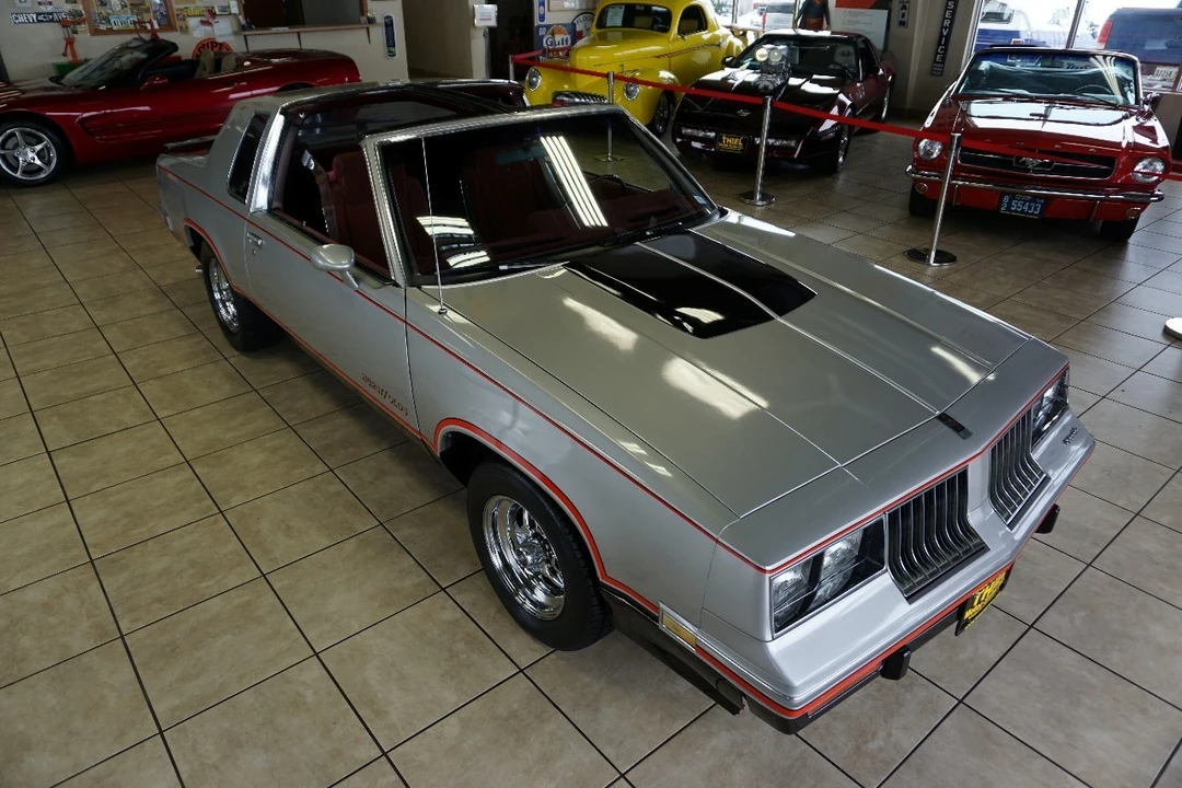 1984 Oldsmobile Cutlass 5th Gen - Image 9 of 21