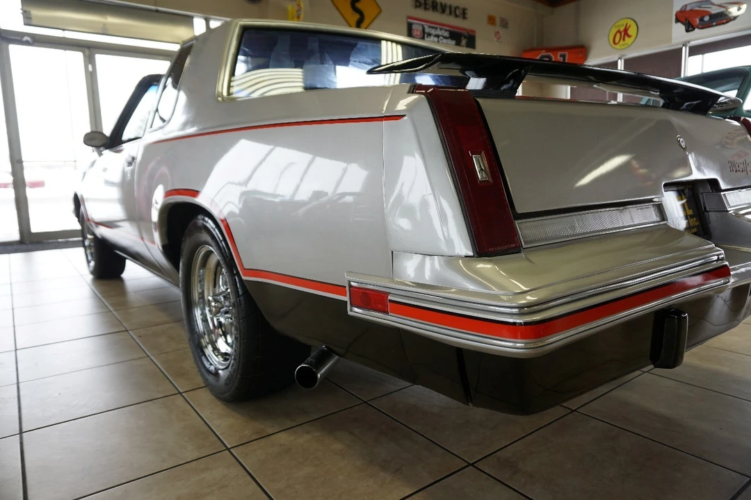 1984 Oldsmobile Cutlass 5th Gen - Image 15 of 21