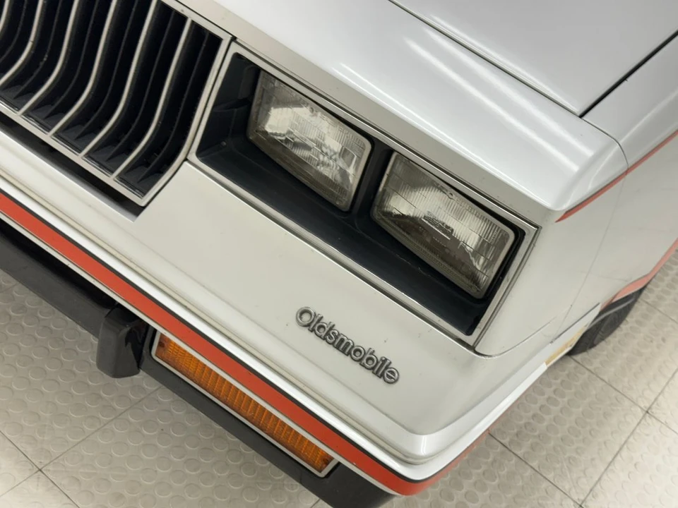 1984 Oldsmobile Hurst/Olds - Image 11 of 12