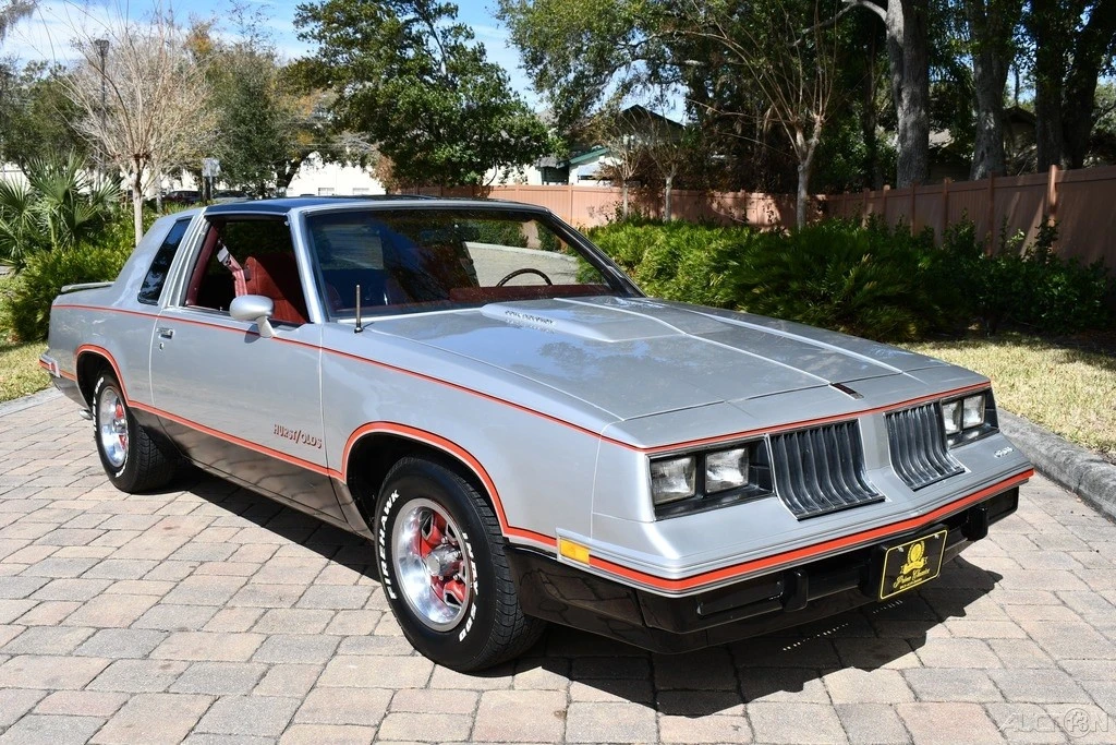 1984 Oldsmobile Hurst/Olds - Image 2 of 24