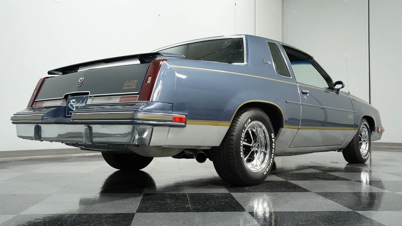1984 Oldsmobile Cutlass 5th Gen - Image 25 of 31