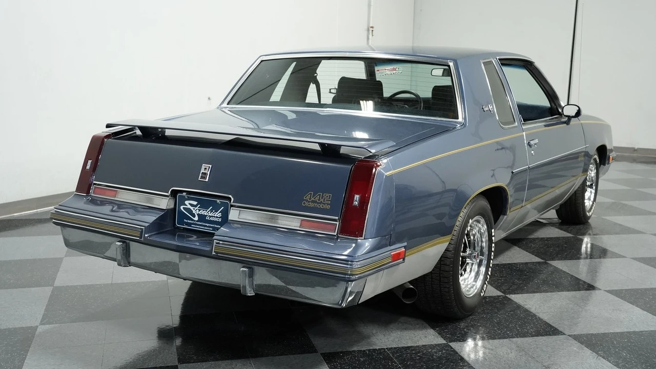 1984 Oldsmobile Cutlass 5th Gen - Image 10 of 12