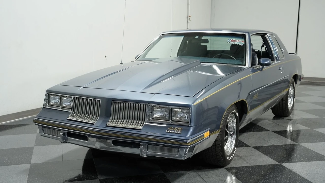 1984 Oldsmobile Cutlass 5th Gen - Image 17 of 31