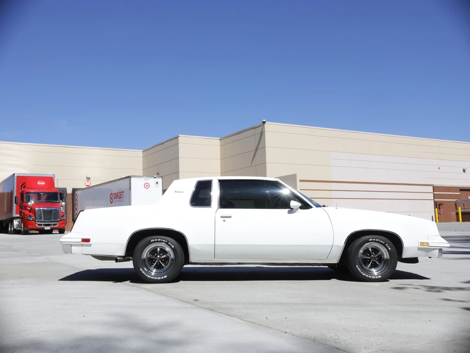 1984 Oldsmobile Cutlass Supreme - Image 14 of 31