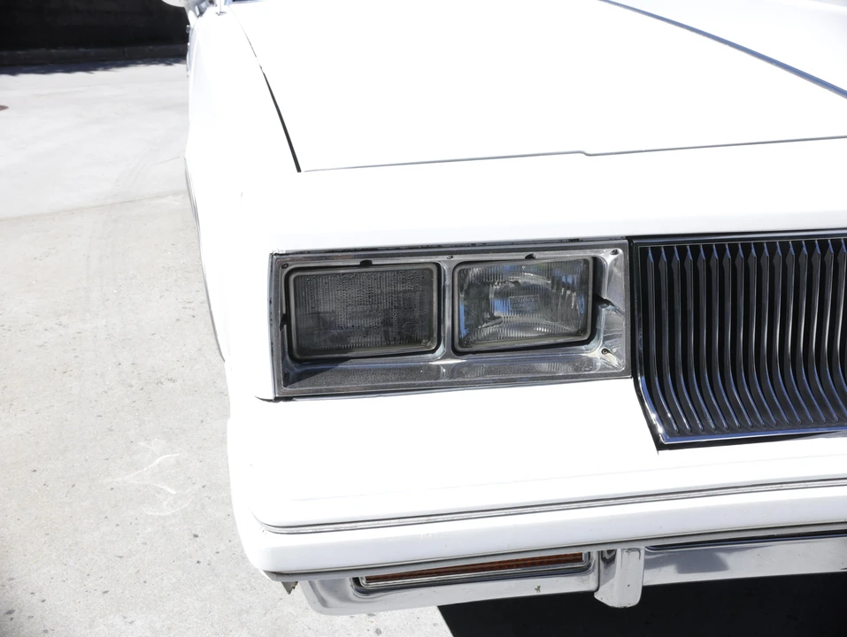 1984 Oldsmobile Cutlass Supreme - Image 17 of 31