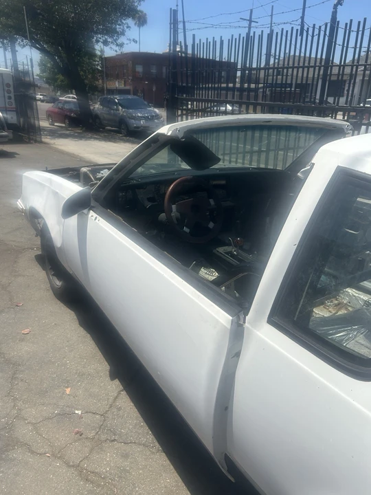 1984 Oldsmobile Cutlass Supreme - Image 5 of 24