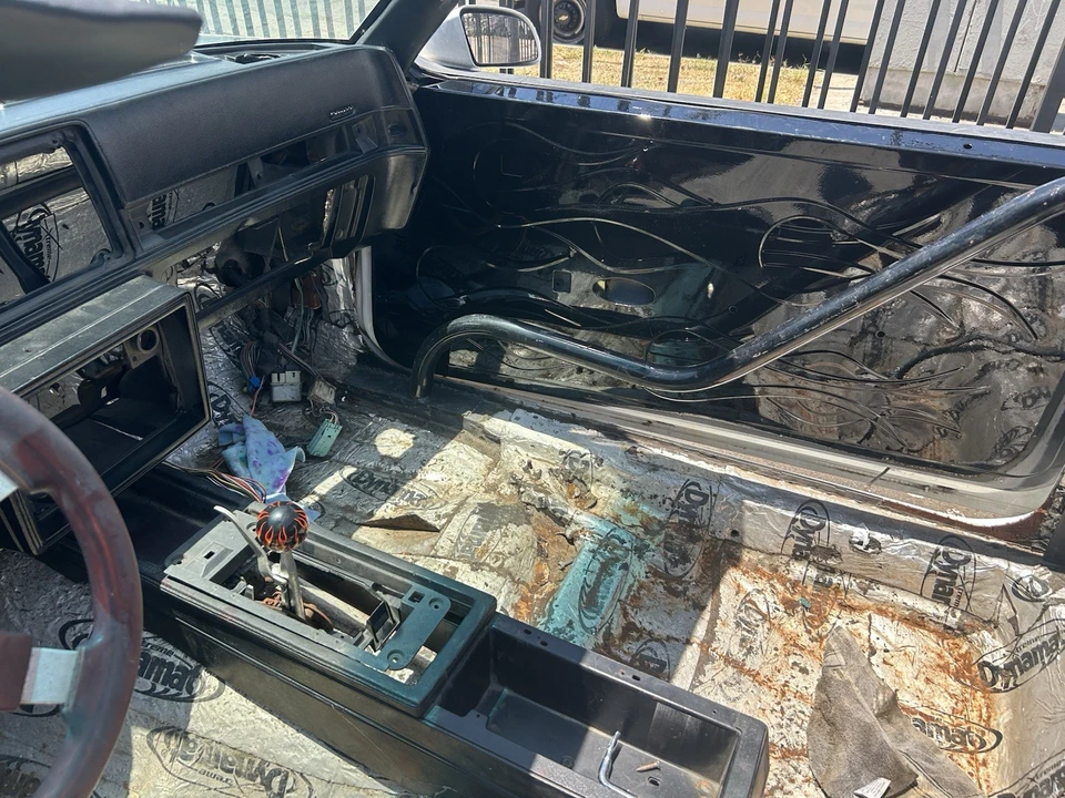 1984 Oldsmobile Cutlass Supreme - Image 8 of 24