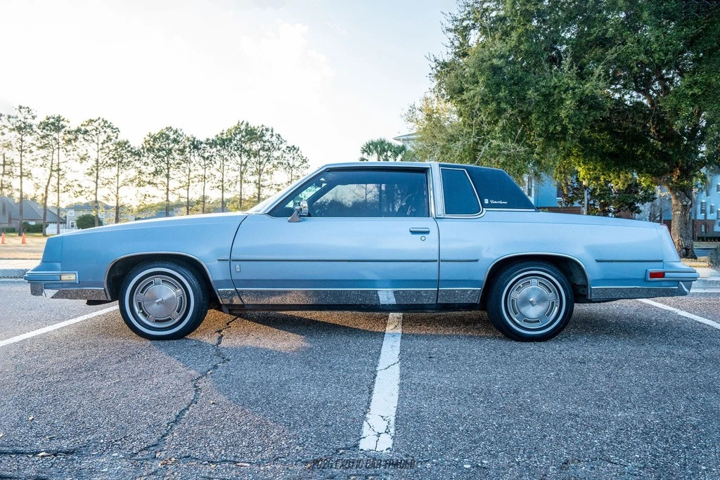 1984 Oldsmobile Cutlass Supreme - Image 3 of 12