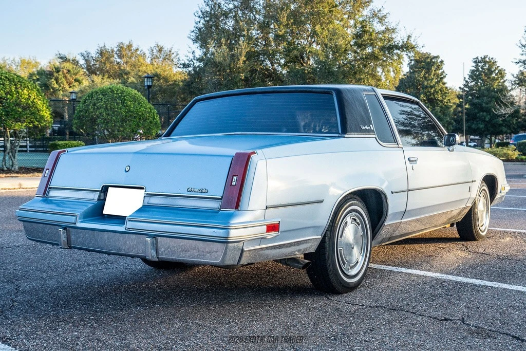1984 Oldsmobile Cutlass Supreme - Image 8 of 12