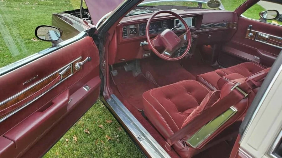 1984 Oldsmobile Cutlass Supreme - Image 3 of 10