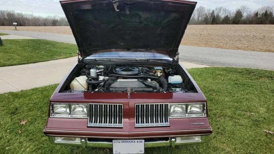 1984 Oldsmobile Cutlass Supreme - Image 8 of 10
