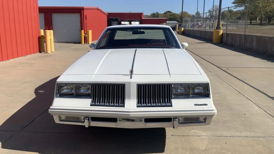 1984 Oldsmobile Cutlass Supreme - Image 4 of 17