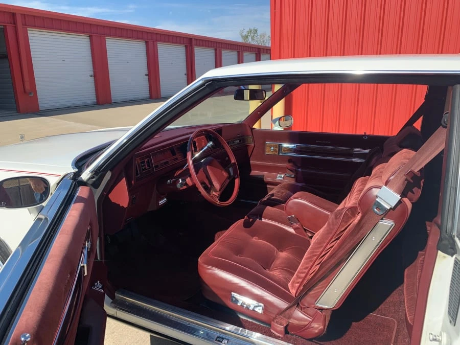 1984 Oldsmobile Cutlass Supreme - Image 10 of 17