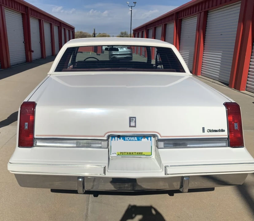 1984 Oldsmobile Cutlass Supreme - Image 5 of 17