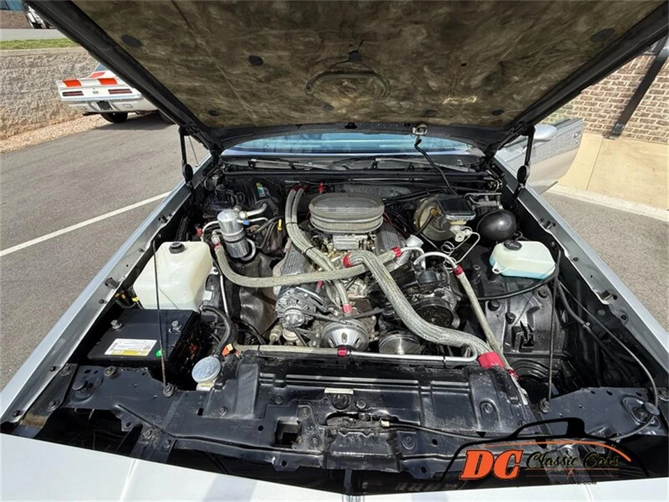 1984 Oldsmobile Cutlass Supreme - Image 27 of 31