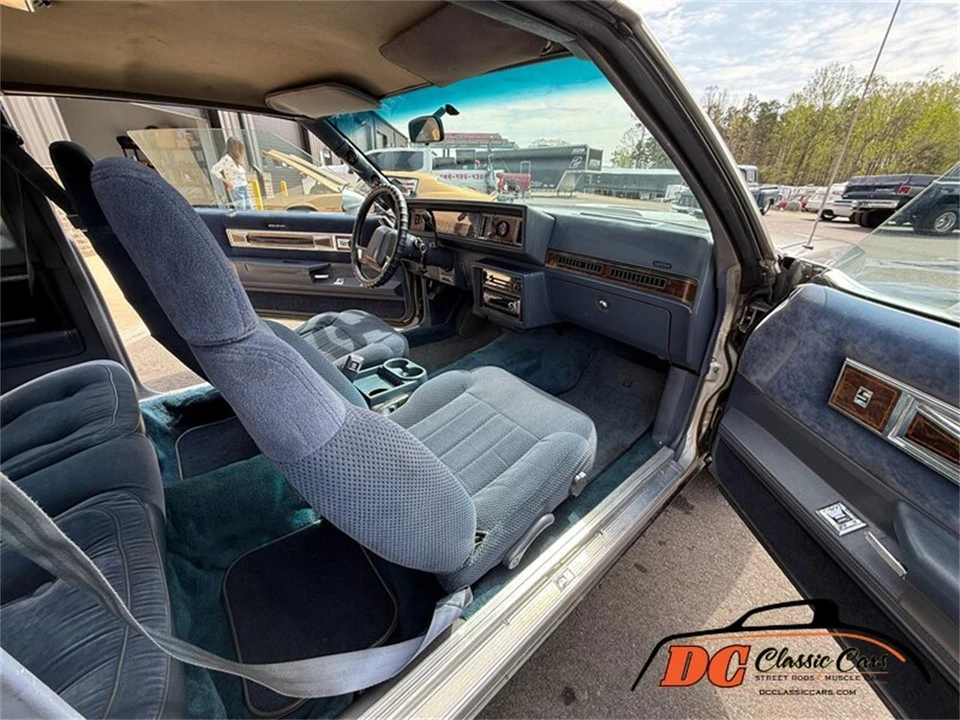 1984 Oldsmobile Cutlass Supreme - Image 16 of 31