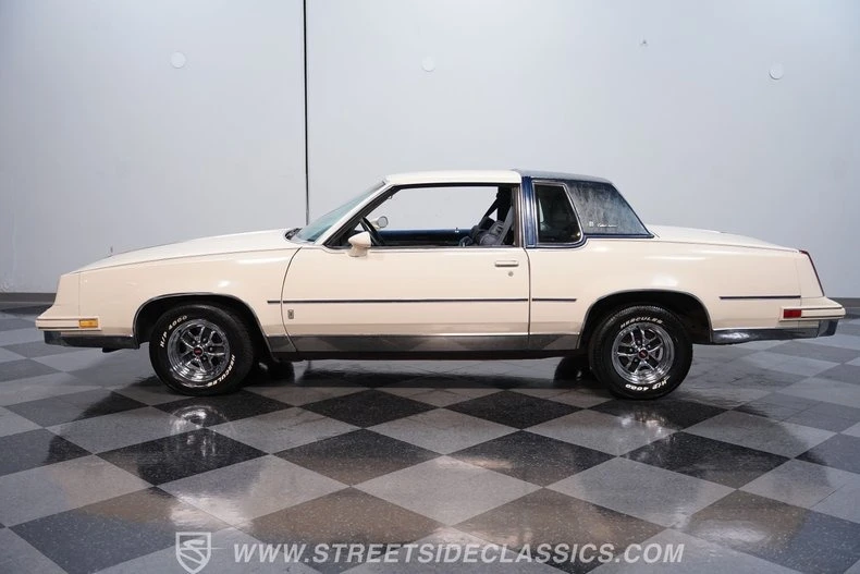 1984 Oldsmobile Cutlass Supreme - Image 2 of 27