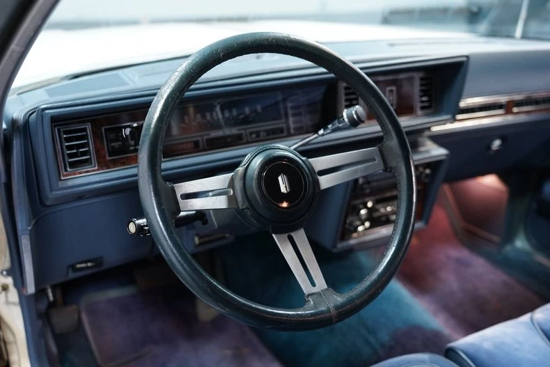 1984 Oldsmobile Cutlass Supreme - Image 14 of 27
