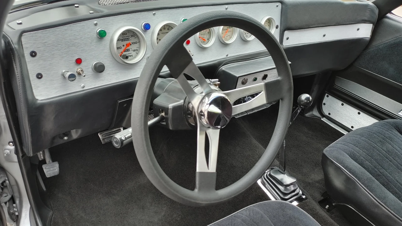 1984 Oldsmobile Cutlass Supreme - Image 7 of 12