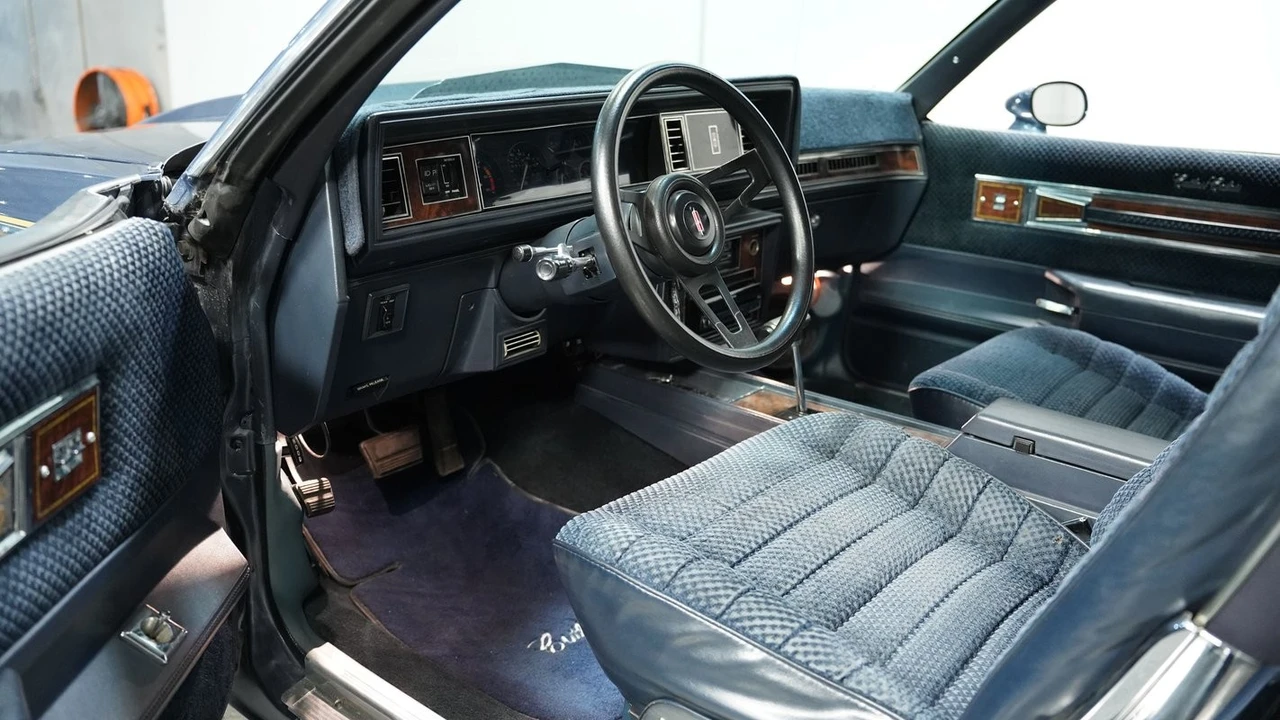 1984 Oldsmobile Cutlass Supreme - Image 5 of 31