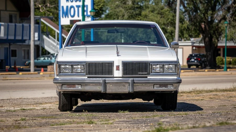 1984 Oldsmobile 88 - Image 12 of 15
