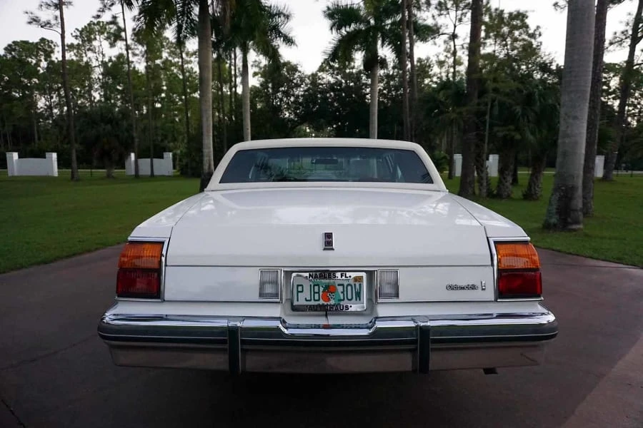 1984 Oldsmobile 88 - Image 12 of 18