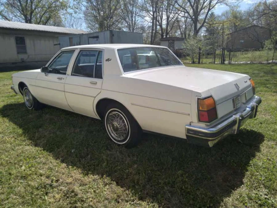1984 Oldsmobile 88 - Image 3 of 7