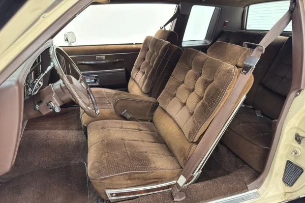 1984 Oldsmobile 88 - Image 4 of 7