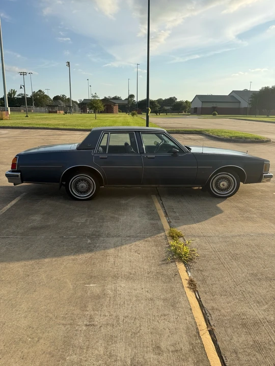 1984 Oldsmobile 88 - Image 3 of 19