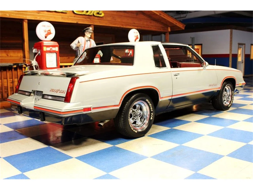 1984 Oldsmobile Hurst/Olds - Image 12 of 28