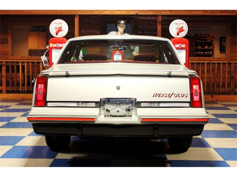 1984 Oldsmobile Hurst/Olds - Image 14 of 28