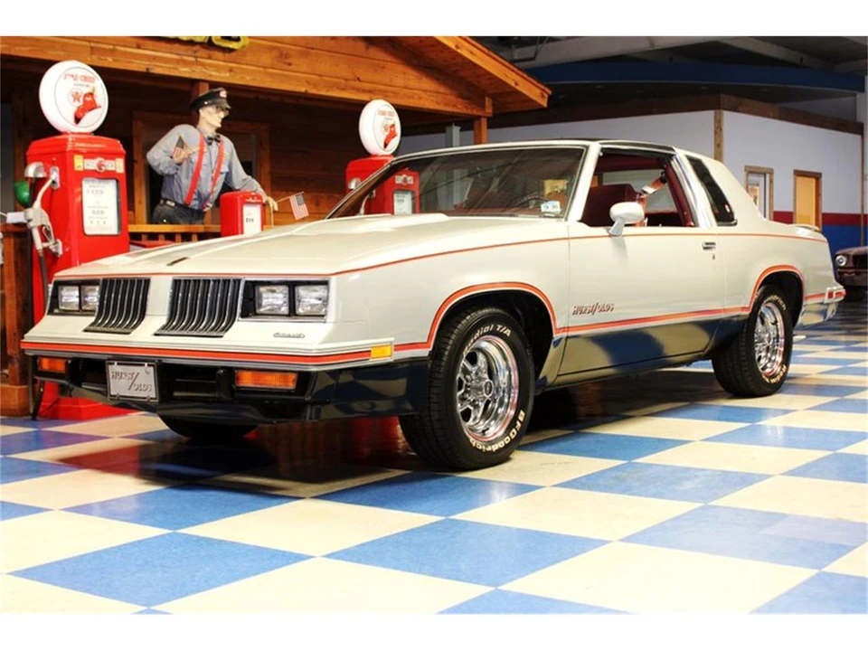 1984 Oldsmobile Hurst/Olds - Image 5 of 28