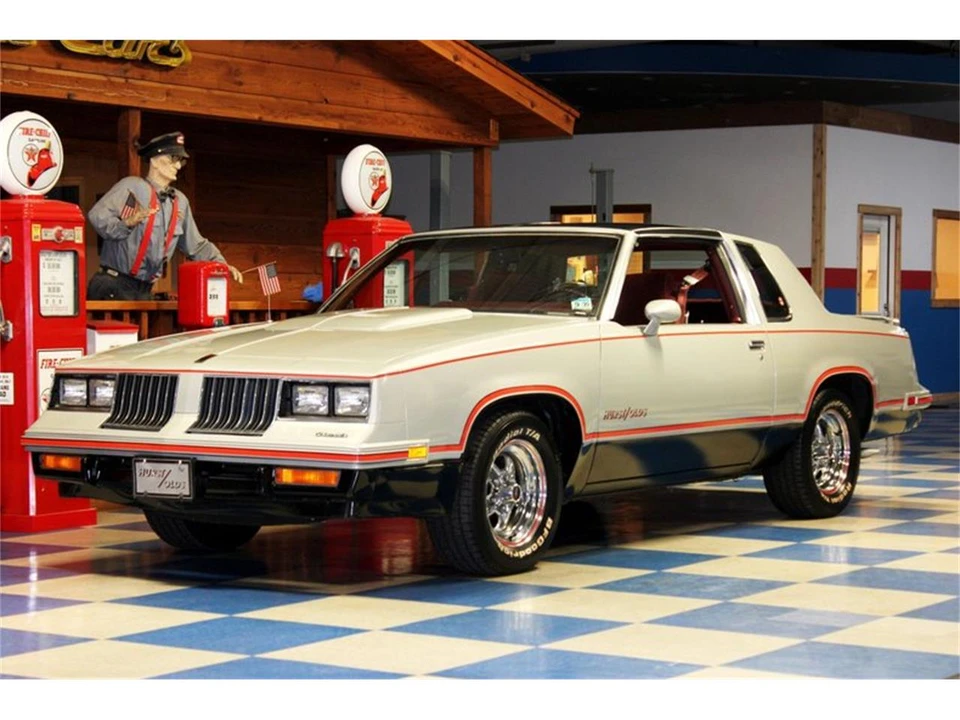 1984 Oldsmobile Hurst/Olds - Image 3 of 28