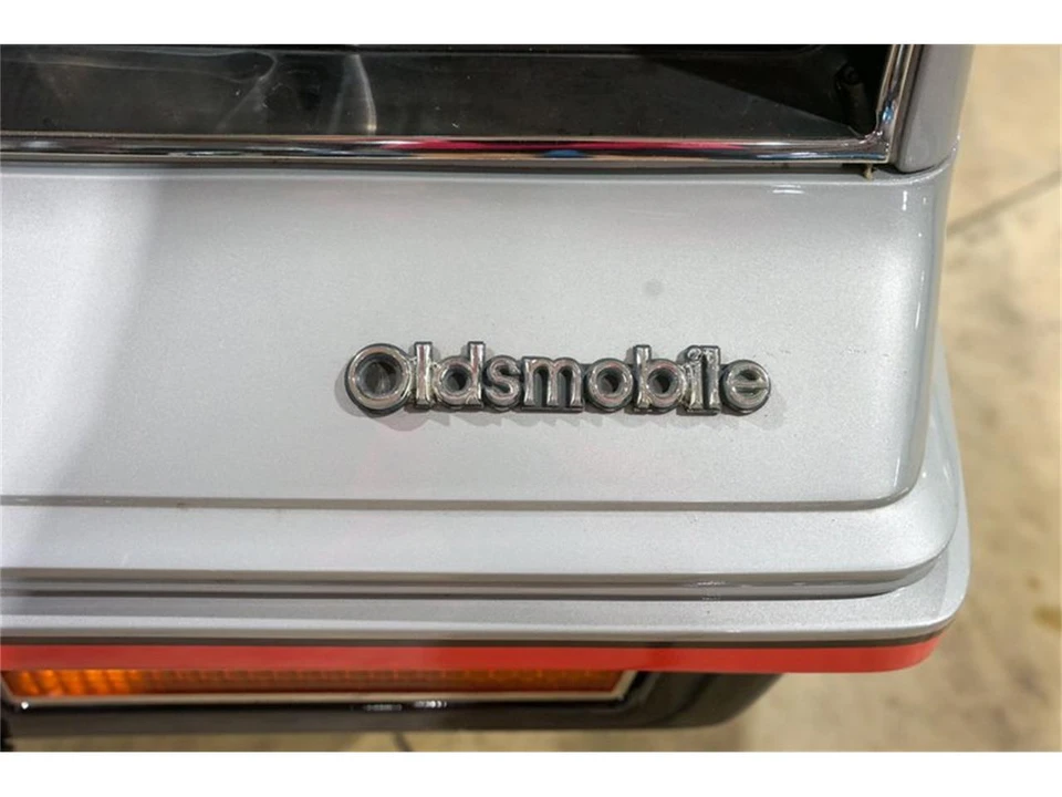 1984 Oldsmobile Hurst/Olds - Image 22 of 31