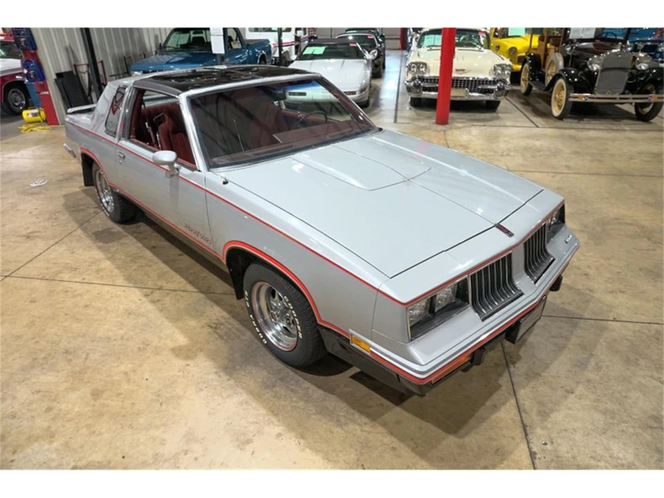 1984 Oldsmobile Hurst/Olds - Image 14 of 31