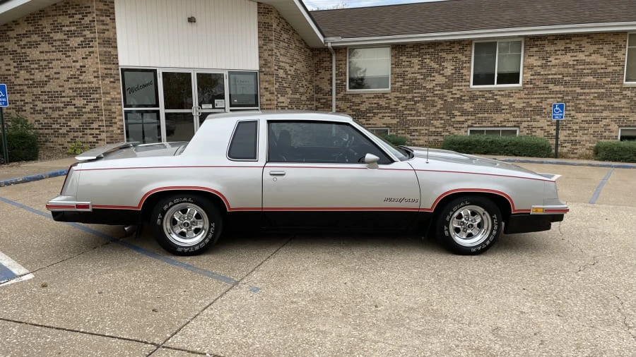 1984 Oldsmobile Hurst/Olds - Image 7 of 31
