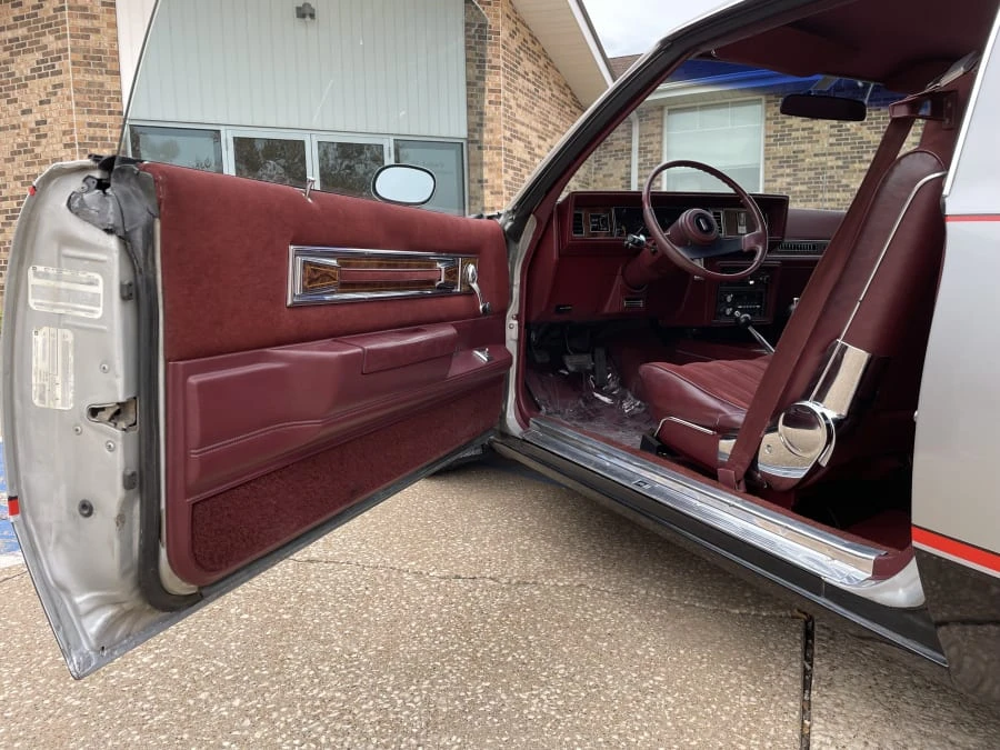 1984 Oldsmobile Hurst/Olds - Image 21 of 31
