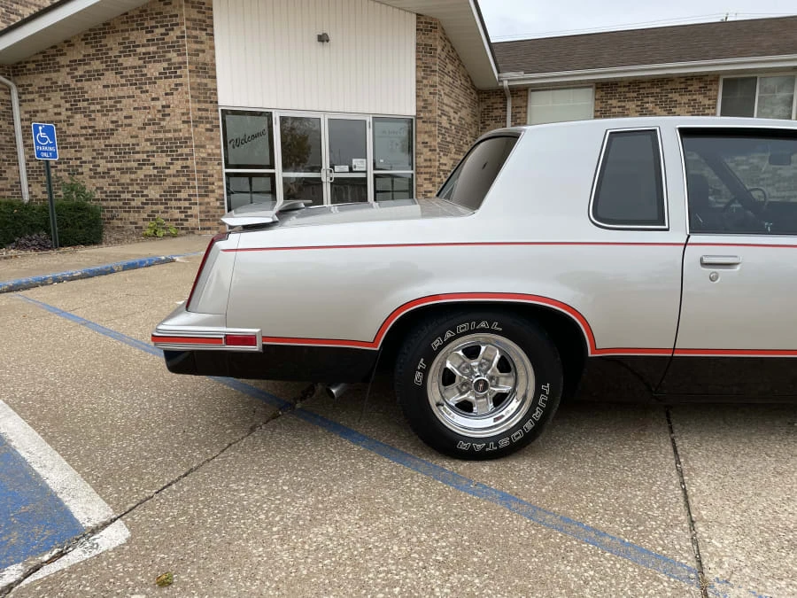 1984 Oldsmobile Hurst/Olds - Image 15 of 31